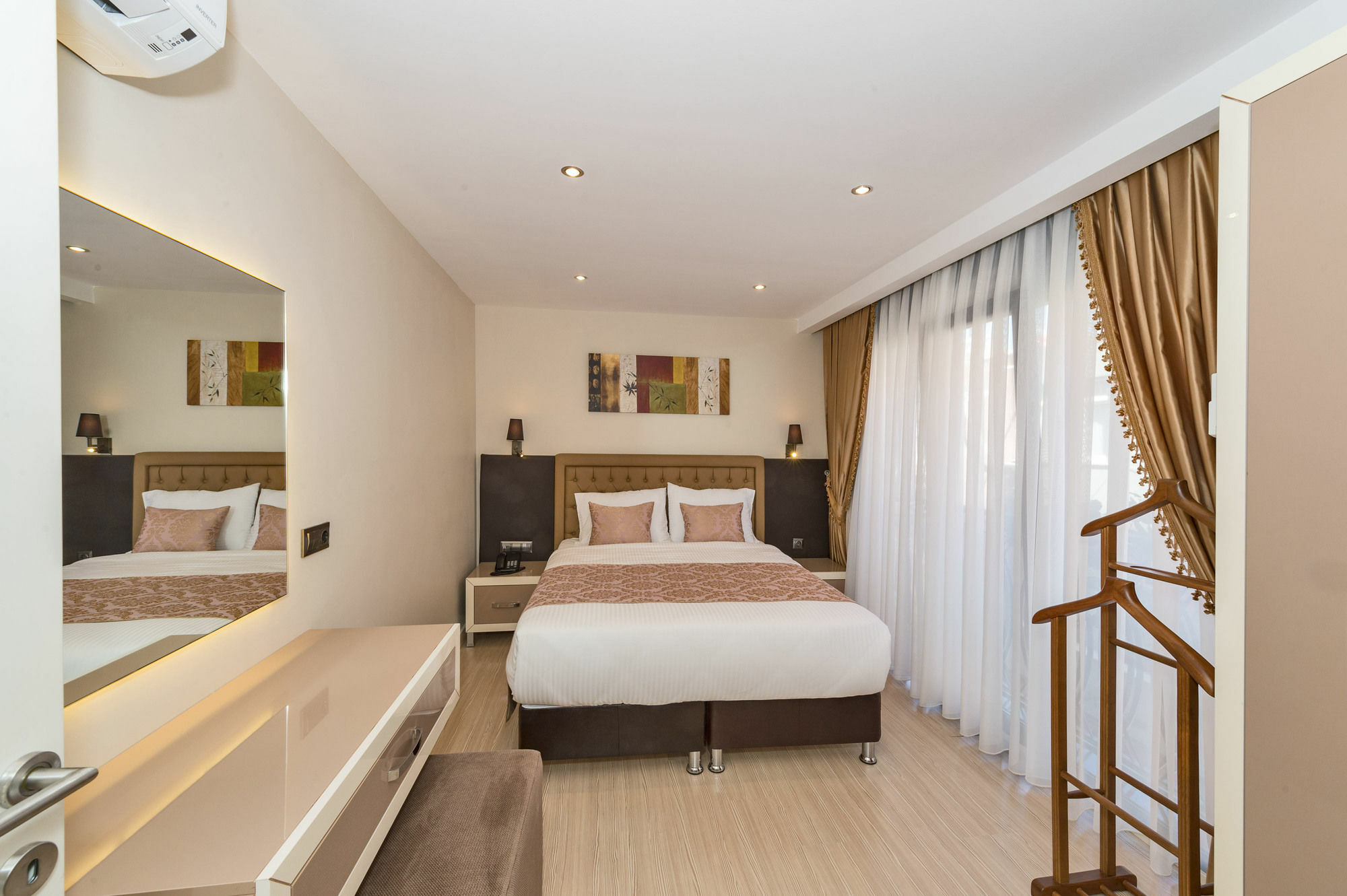 Gen Suites Istanbul Bagian luar foto