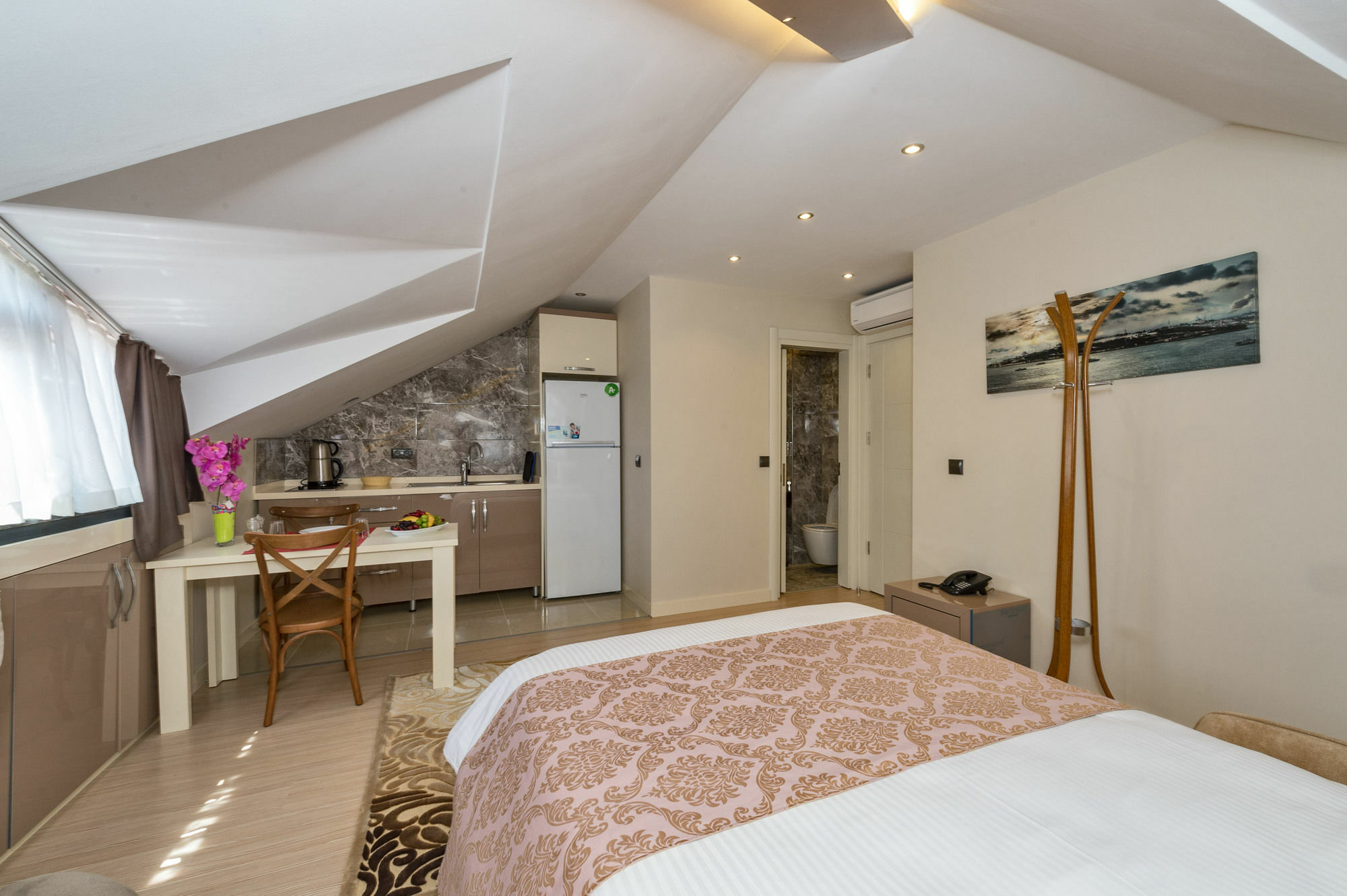 Gen Suites Istanbul Bagian luar foto